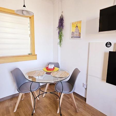 Apartamento 4 pax Airport Wanda Ifema WiFi Madri Exterior foto
