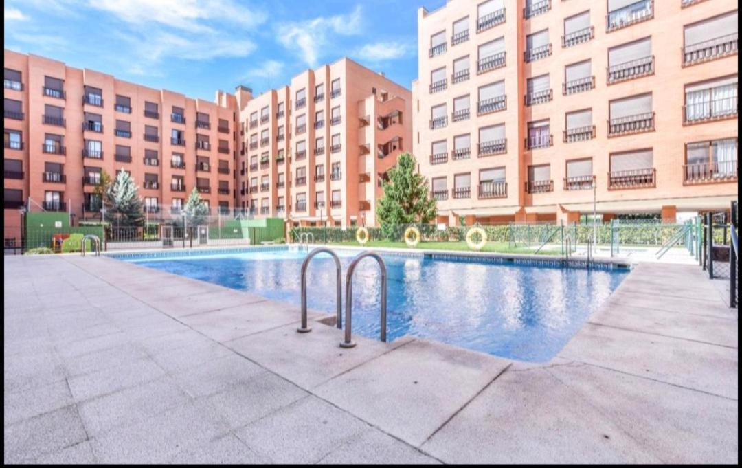 Apartamento 4 pax Airport Wanda Ifema WiFi Madri Exterior foto
